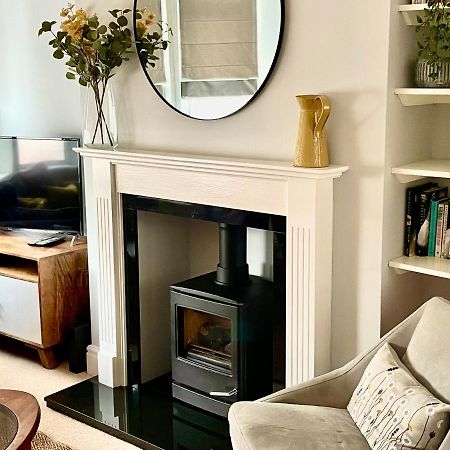 Woodvale Villa York Bagian luar foto