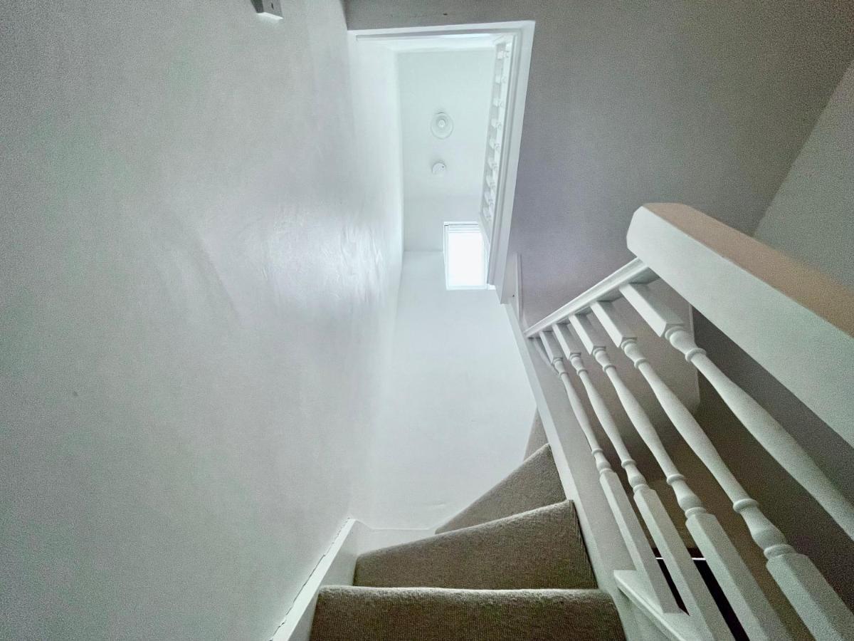 Woodvale Villa York Bagian luar foto
